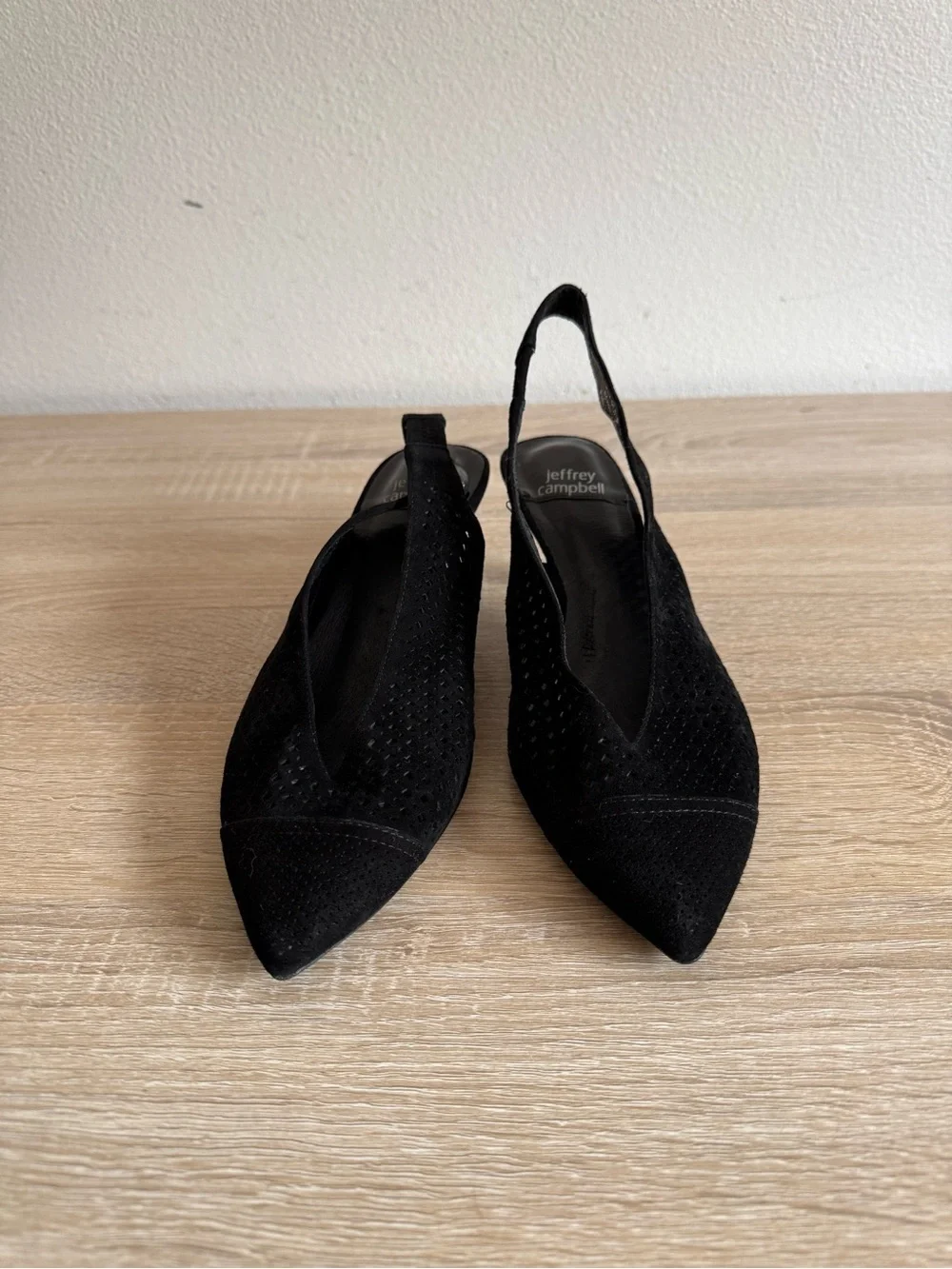 Jeffrey Campbell Bianca Slingback Pump black suede laser cut low heel Sz 8.5
